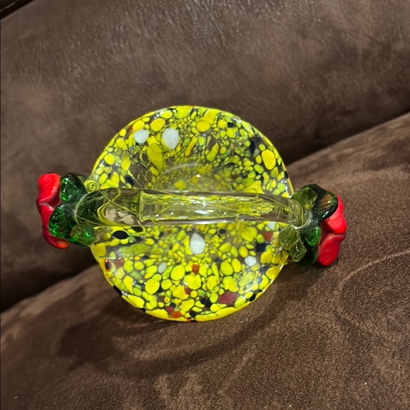 Glass Basket with Floral Accents EUC - Picture 5 of 9